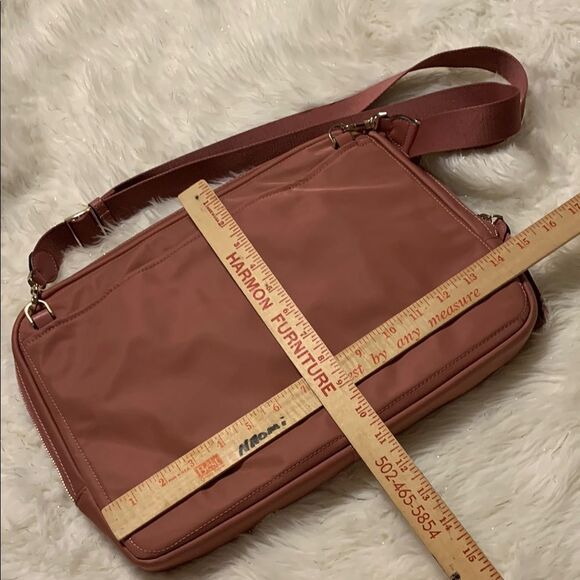 Kate Spade Chelsea color Pomegranate Laptop Bag with Structured Nylon Design - Picture 3 of 14